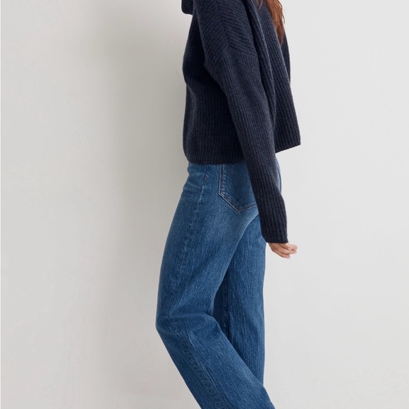 Madewell (Re)sourced Cashmere Turtleneck Sweater in Heather Night - Picture 2 of 7